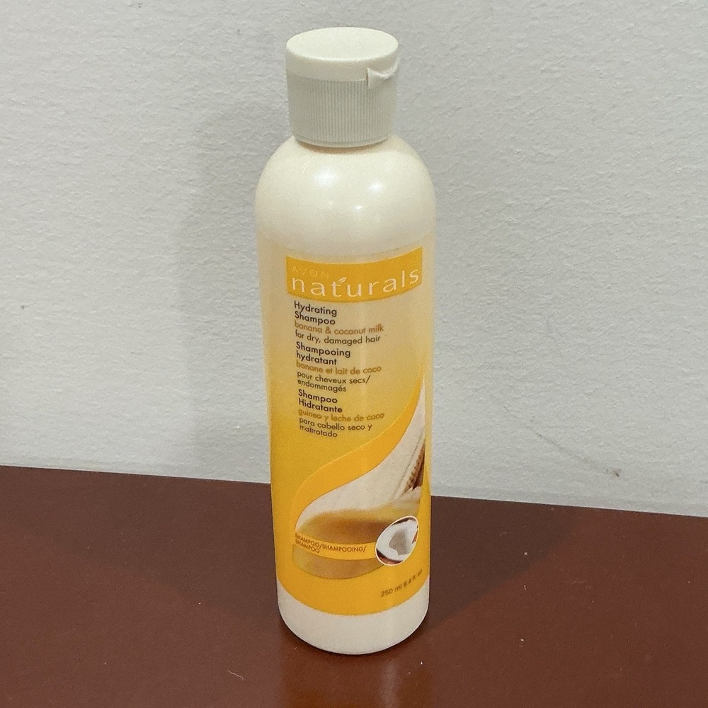 New Avon Naturals Hydrating Shampoo, Banana & Coconut Milk 8.4 FL Oz Sealed
